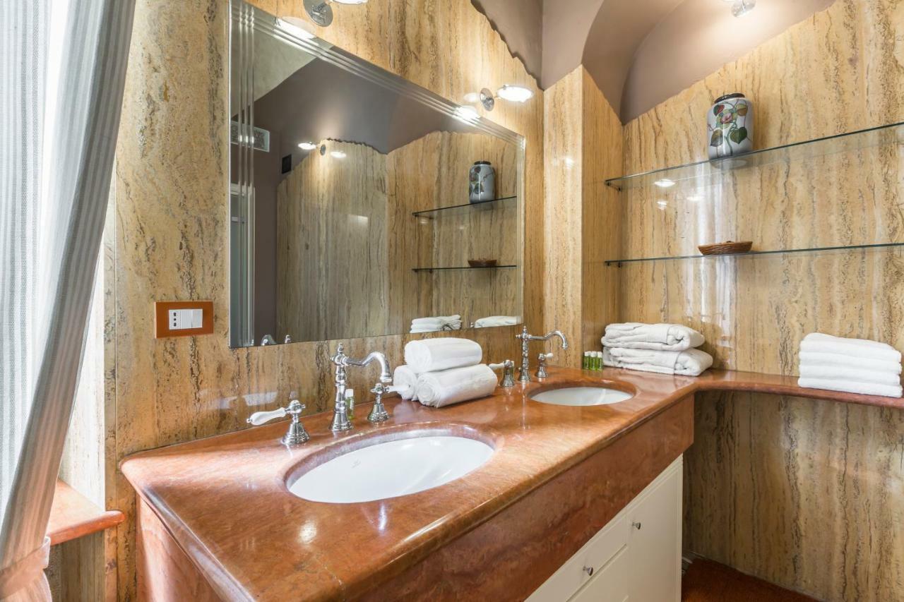Roero Suite In The City Center Asti Exterior foto