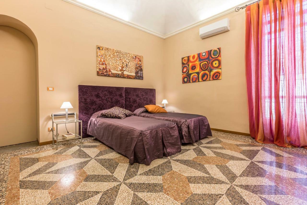 Roero Suite In The City Center Asti Exterior foto